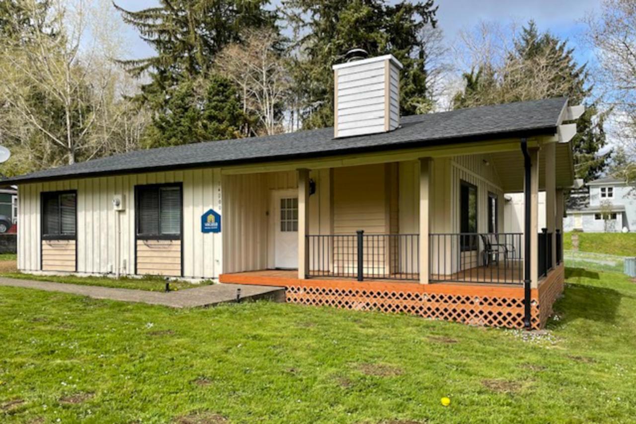 By The River Nehalem Exterior foto